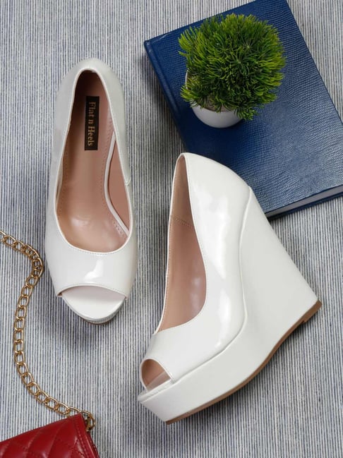 Flat N Heels Women's White Peeptoe Wedges