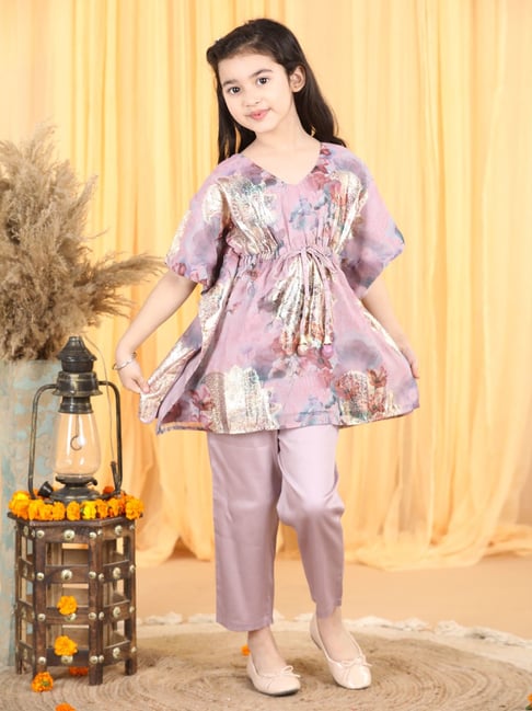 Piccolo Girls Purple Batwing Seamless Vintage Printed & Zari Motif Designed Kaftan Kurta With Pant-picture-13