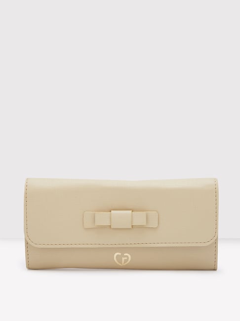 Caprese Yvonne Cream Textured Wallet