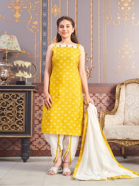 Aarika Girls Yellow Printed Kurta Set-picture-45