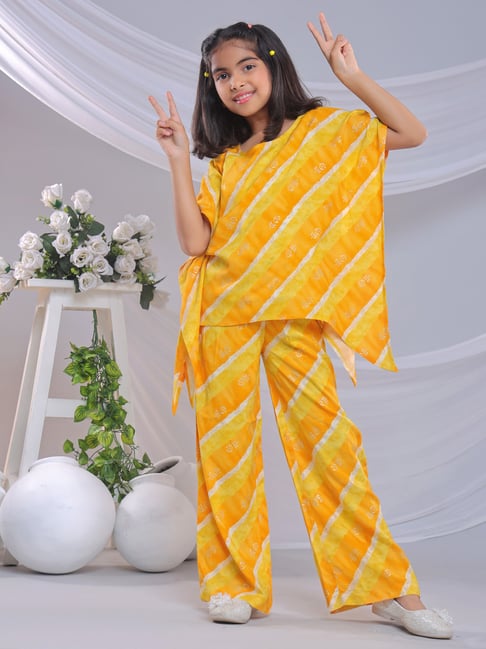 Misbis Girls Yellow Comfort Fit Printed Kurta Set-picture-33