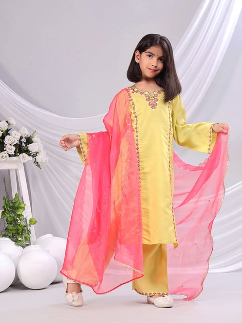 Misbis Girls Yellow Comfort Fit Embroidered Kurta Set-picture-30
