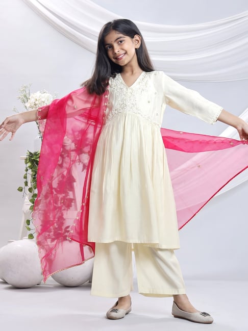 Misbis Girls White::Pink Comfort Fit Embroidered Kurta Set-picture-18