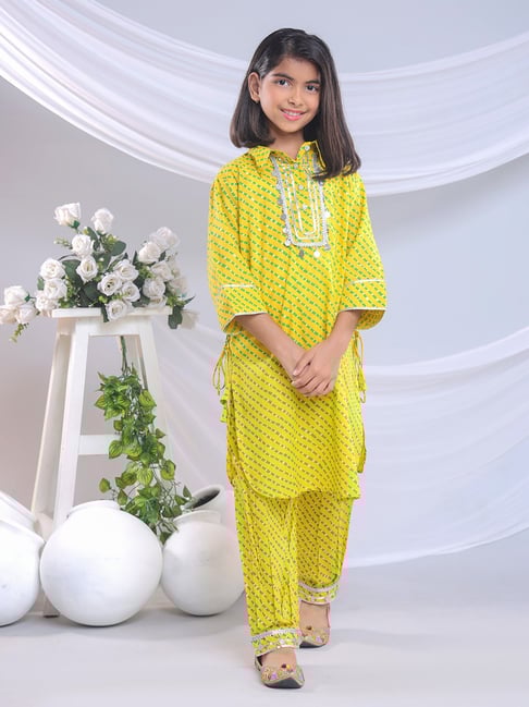 Misbis Girls Yellow Comfort Fit Printed Kurta Set-picture-24
