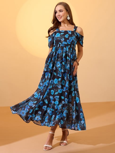 Globus Women Blue Floral Printed Square Neck Cold Shoulder Sleeves Smocked Fit & Flare Maxi Dress-picture-34