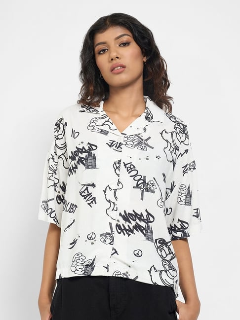People By Pantaloons White Boxy Fit Printed Shirt-picture-31