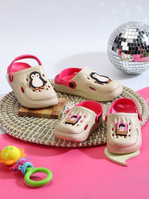 Truffle Collection Boys Beige & Pink Clogs-picture-46
