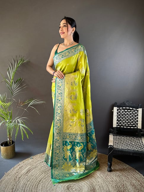 Elora Light Green Woven Saree-picture-46