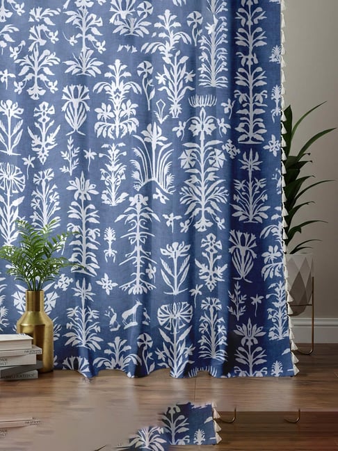 Urban Space Indigo Blue Cotton Printed Window Curtain with Tieback & Eyelets (5 ft)-picture-25
