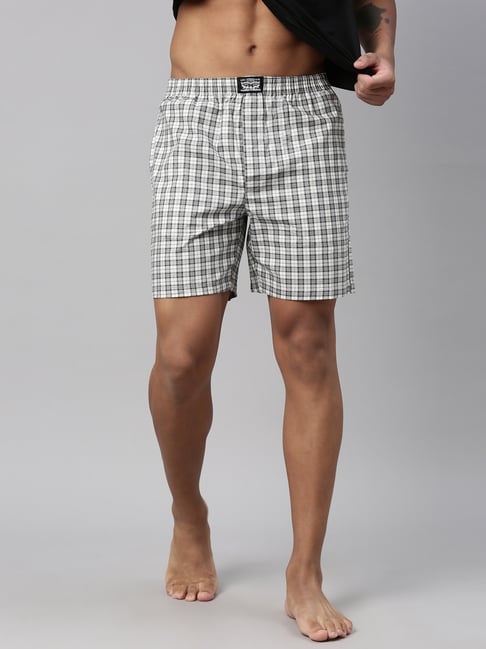 Levi's Assorted Cotton Colorblock Shorts