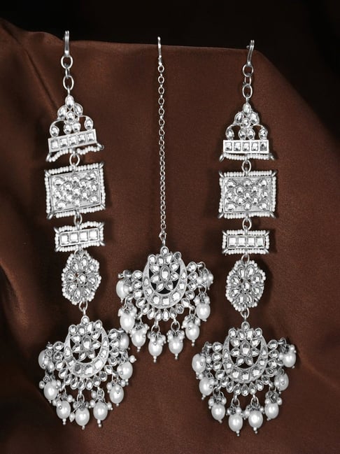 Peora Rhodium White Ethnic Kundan & Lariya Studded Earring & Maangtikka Set-picture-33