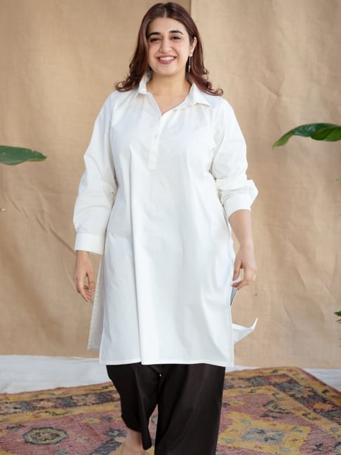 The Indian Ethnic Co White Loose Poplin Cotton Embroidered Kurta with Shirt Collar & Full Sleeves-picture-34