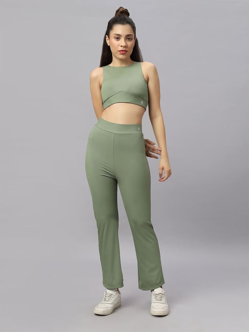 Soie Green Regular Fit Sport Bra & Tights Set