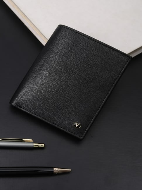 Van Heusen Black Leather Bi-Fold Wallet
