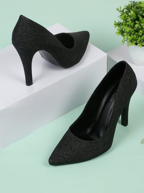 Flat N Heels Women's Black Pump Shoes