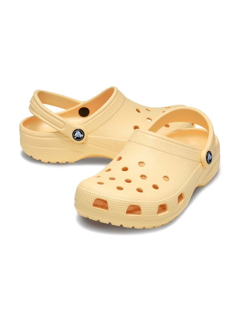 Crocs Men's Orange Back Strap Clogs
