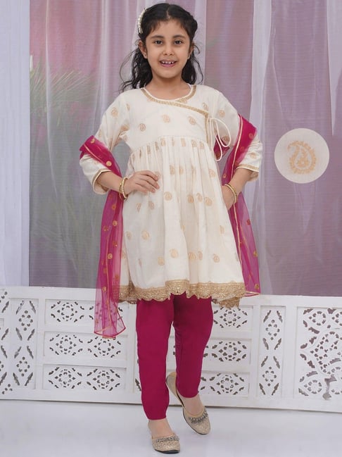 Little Bansi Girls Cream Cotton Self Design Suit Set-picture-24