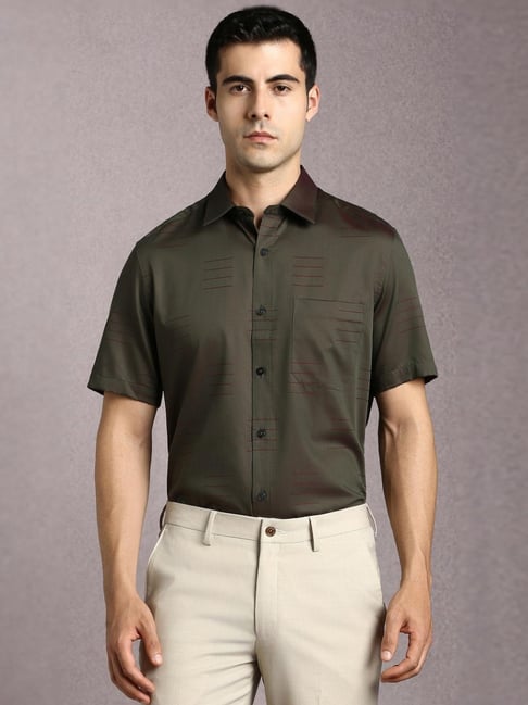 Louis Philippe Green Regular Fit Stripes Formal Shirt-image-45