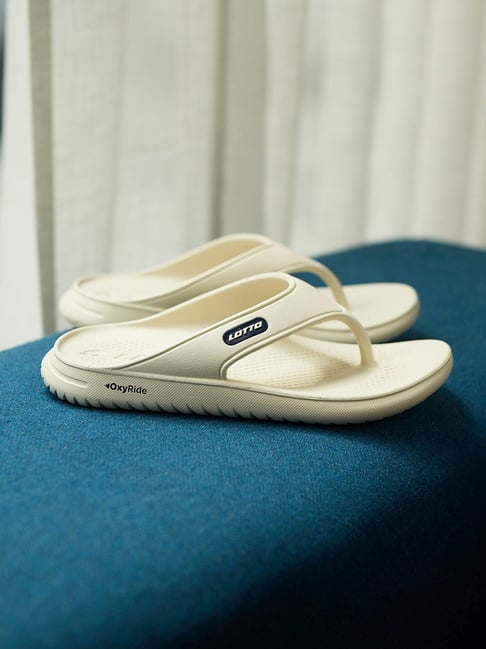 Lotto Women's Momentum Off White Flip Flops