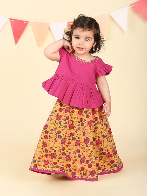 Fabindia Infant Girls Yellow Cotton Printed Lehenga Cholis-image-20