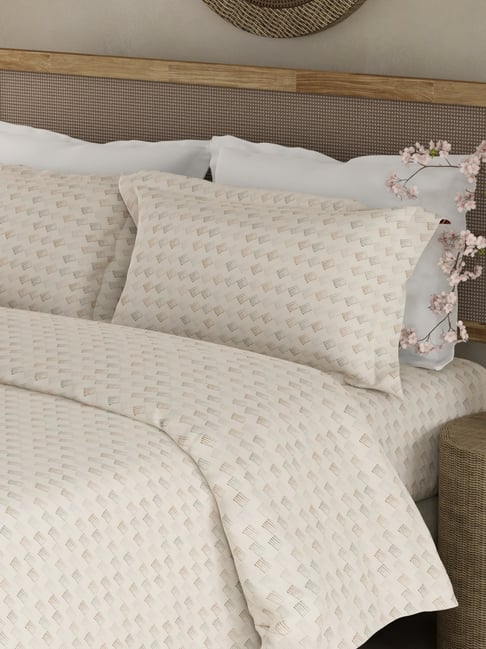 Boutique Living Cottage Garden White Cotton Geometric 300 TC King Flat Bedsheet with 2 Pillow Covers-picture-25