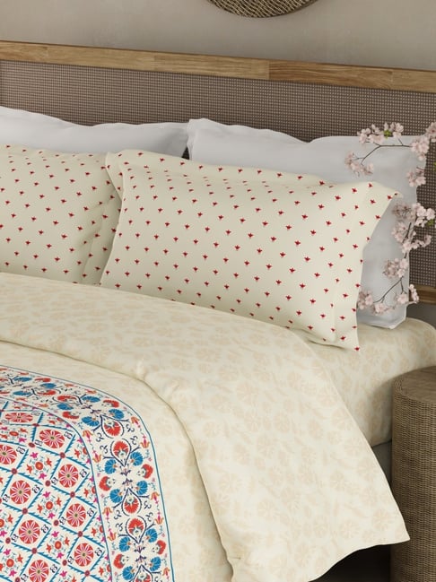 Boutique Living Valatia Gypsy Red Cotton Ethnic 200 TC King Flat Bedsheet with 2 Pillow Covers-picture-12