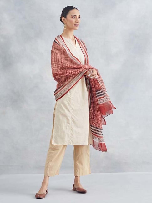 Fabindia Maroon Printed Dupatta-picture-38