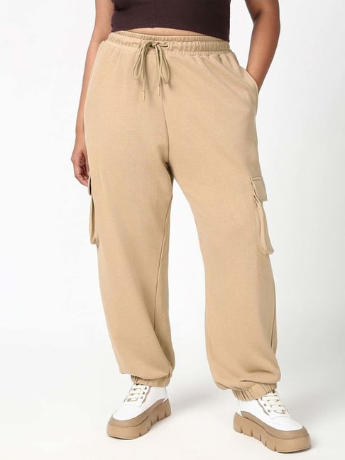 Bewakoof Women's Ginger Root Brown Oversized Plus Size Cargo Jogger-picture-19