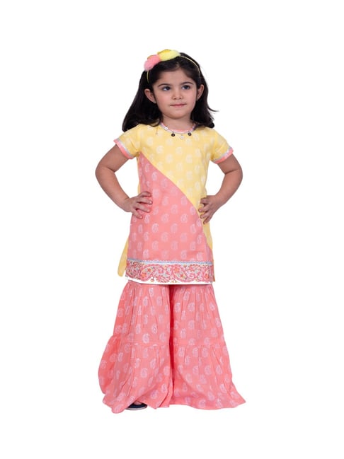 Twisha Girls Yellow & Coral Regular Fit Printed Suit Set-picture-39