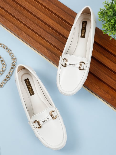 Flat n Heels Women's White Loafers