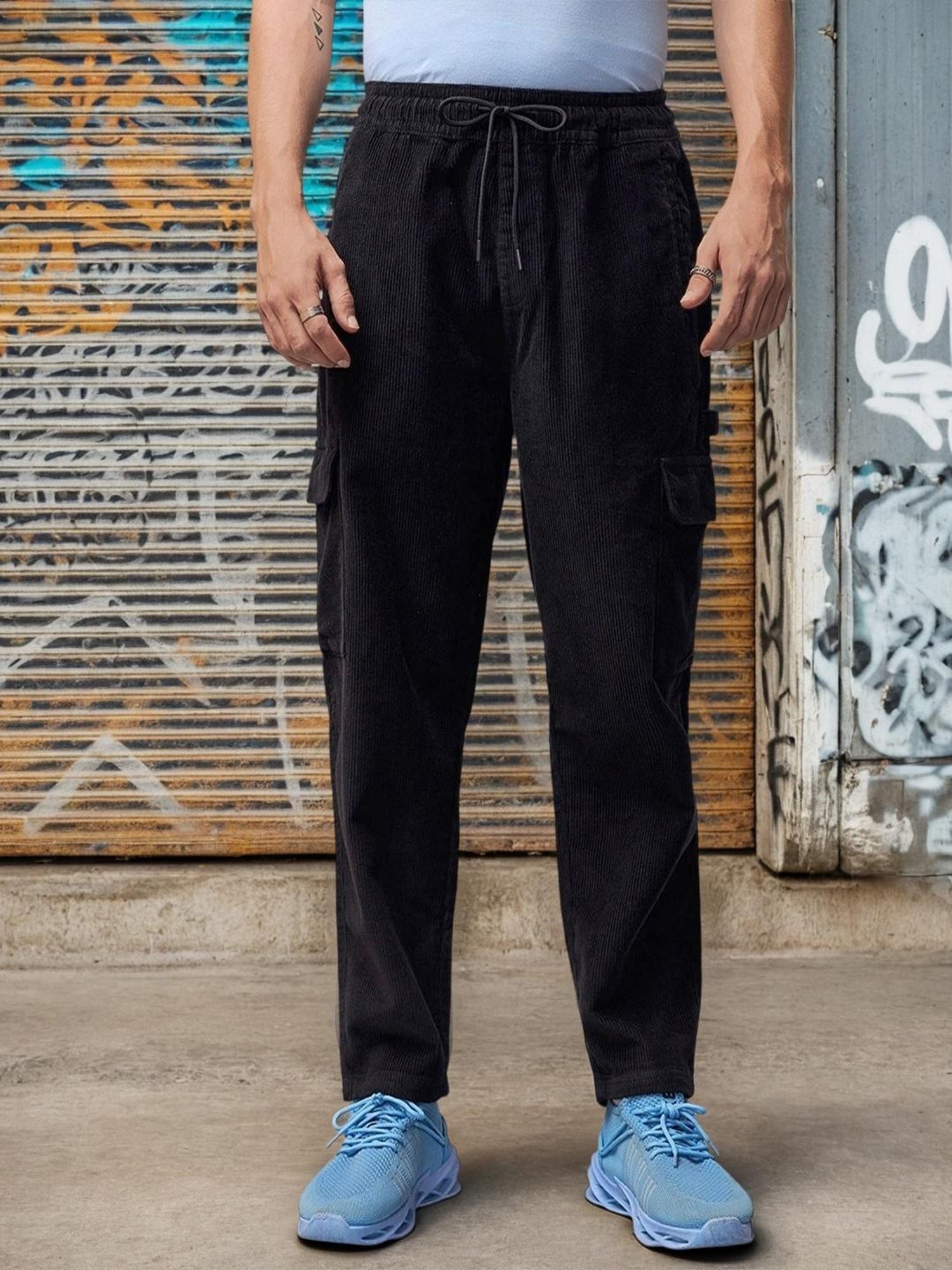 MP000000022126562_1348Wx2000H_