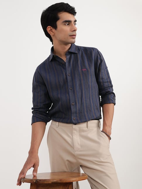 ANDAMEN Navy Slim Fit Striped Shirt