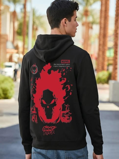 Buy Bewakoof Black Regular Fit Printed Hooded Sweatshirt for Mens