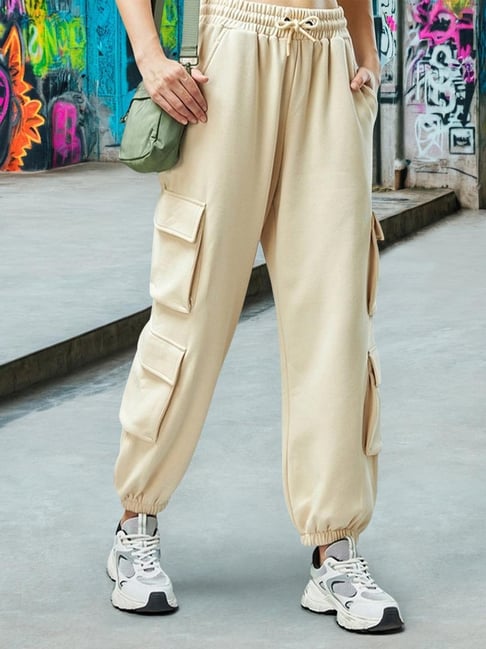 Bewakoof Women's Brown Super Loose Fit Brushed Cargo Jogger-picture-23