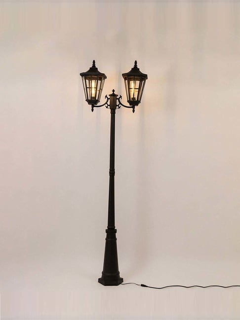 Whispering Homes Kongzi Arched Outdoor Pole Light