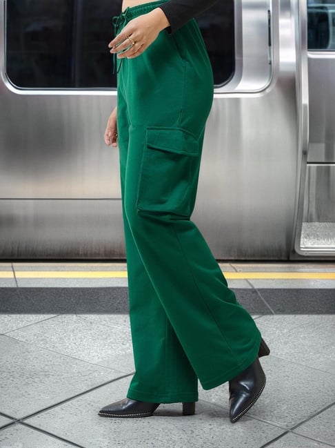 Bewakoof Green Casual trousers-picture-16