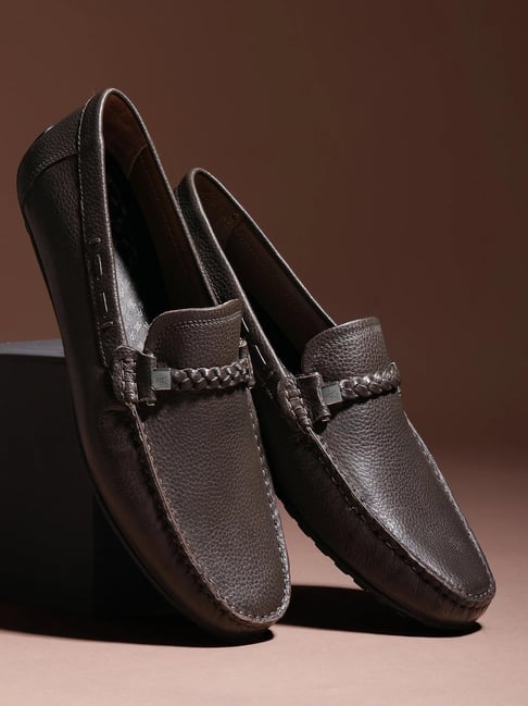 Rare Rabbit Men's Olive Loafers