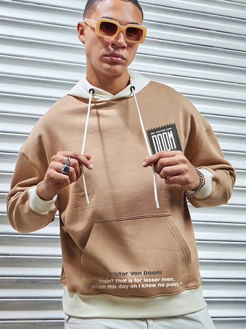 Bewakoof Marvel Merchandise Brown Fleece Oversized Fit Graphic Hooded Sweatshirt-picture-38