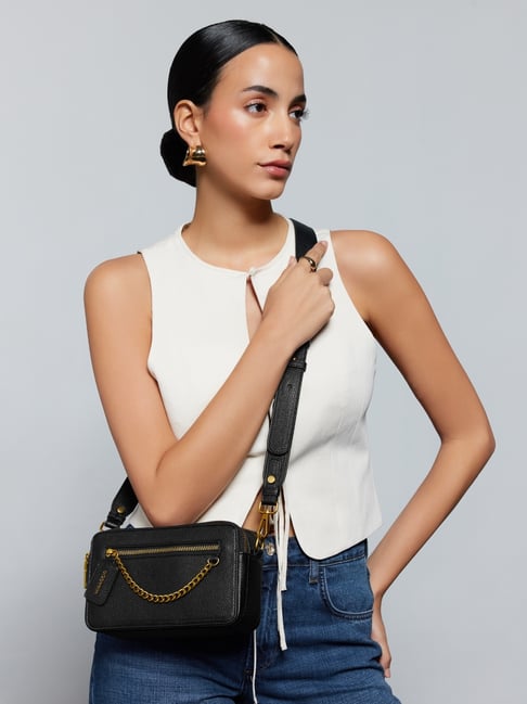 Miraggio Harbour Black Textured Medium Cross Body Bag