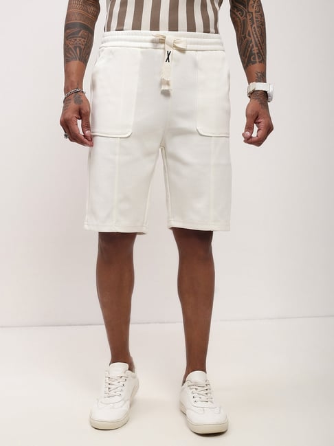 Showoff Cream Cotton Regular Fit Shorts