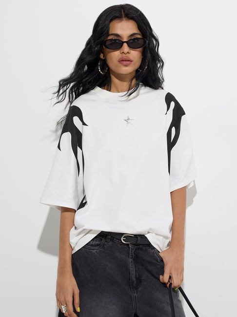 Nuon by Westside White Printed Cotton-Blend Oversized T-Shirt