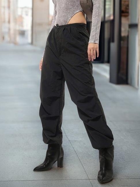 Bewakoof Black Loose Fit Pants