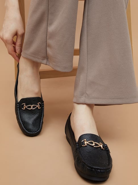 CODE Women's Black Loafers