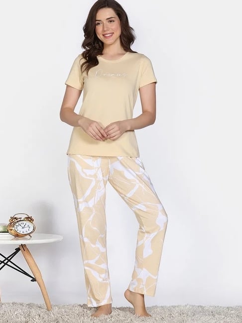 Zivame Yellow Cotton Regular Fit Printed Night Suit-picture-40