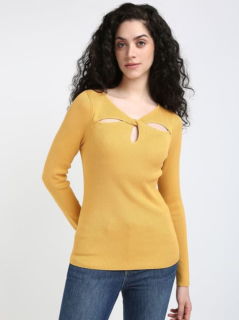 CALVIN KLEIN JEANS Yellow Slim Fit Rayon Keyhole Neck Sweater