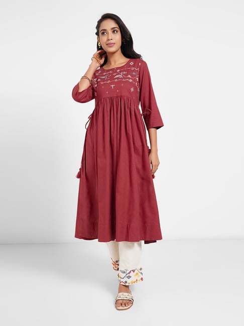 Rangmanch By Pantaloons Aurora Red Cotton Regular Fit Embroidered Kurta-picture-10