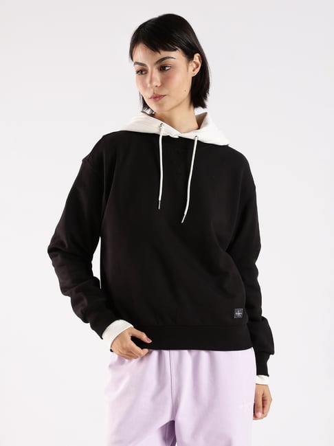 CALVIN KLEIN JEANS Black Regular Fit Sweatshirt-picture-26