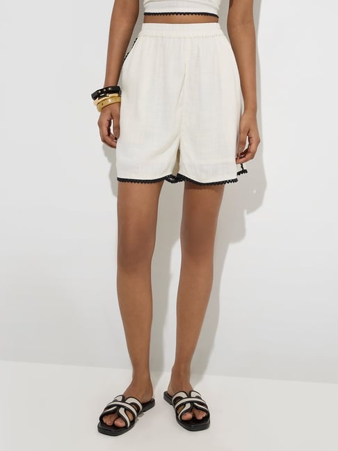 LOV by Westside Off-White Solid Linen Shorts-picture-47