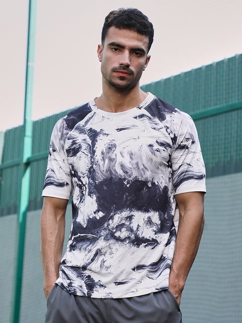 Campus Sutra Charcoal Black Cream White Contrast-Brushed Activewear T-Shirt-picture-48