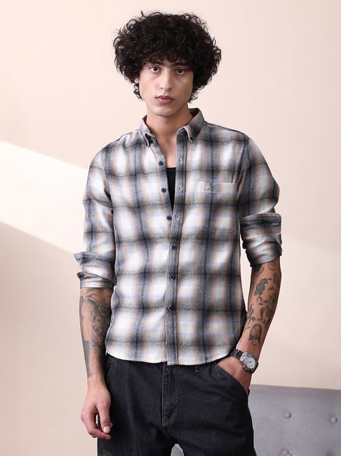 cahoot Campus Sutra Charcoal Black Off-White Gradient-Graph Regular Shirt-picture-30